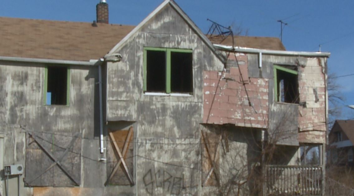 Wkyc Investigator Cleveland s worst House Still Standing Despite Promises